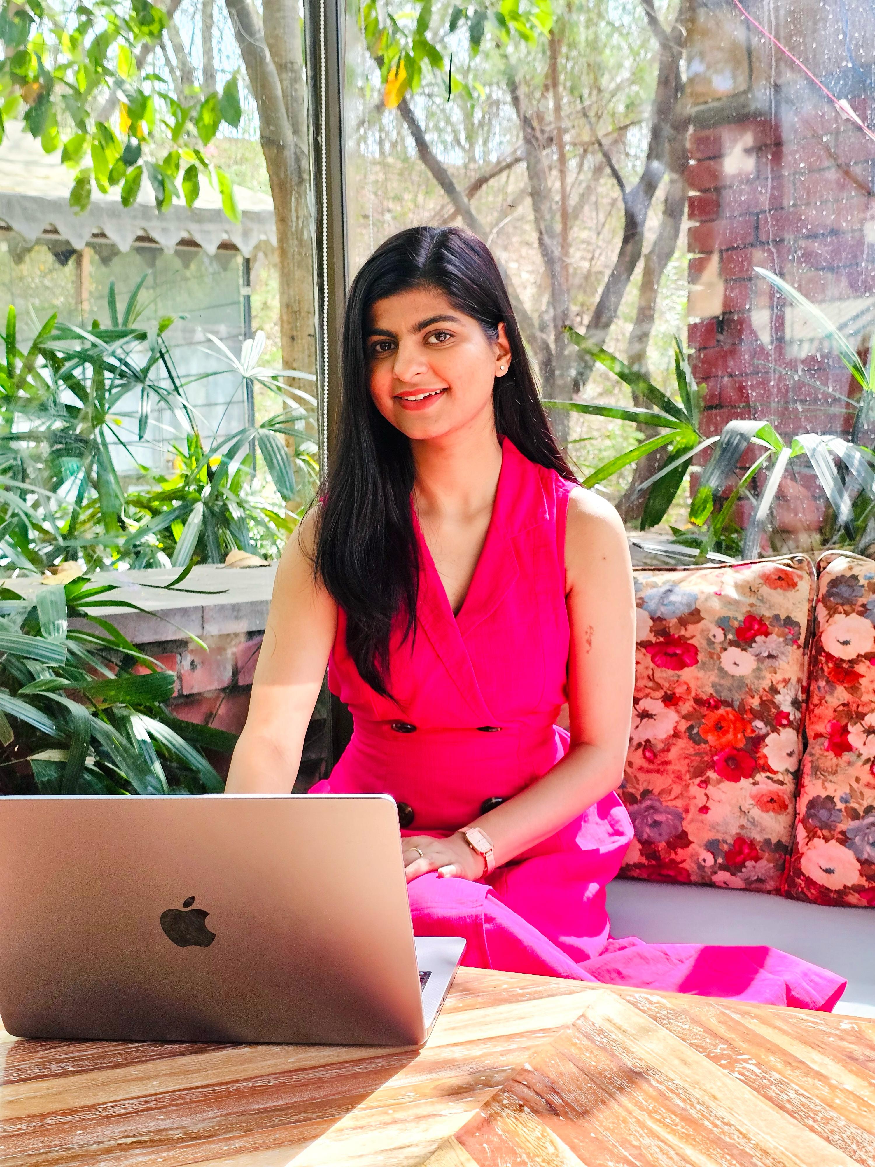 Professional portrait of the dietician